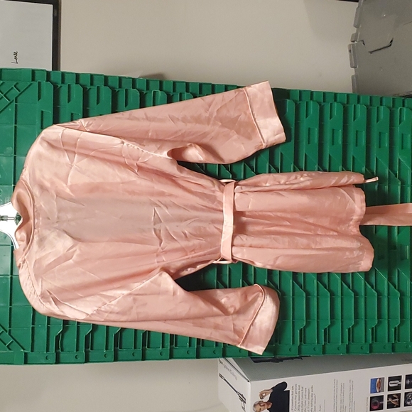Victoria's Secret Robe - Picture 4 of 4